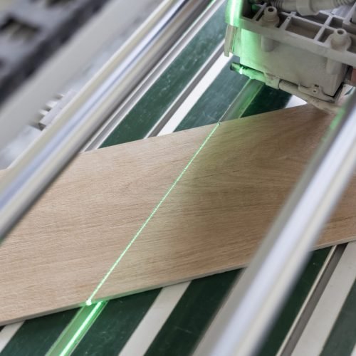 high-angle-machine-cutting-tile